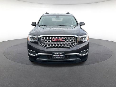 Used 2019 GMC Acadia Denali w/ Technology Package image 8