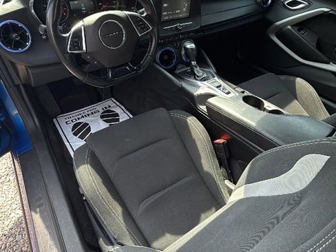 Used 2018 Chevrolet Camaro LT RWD image 19