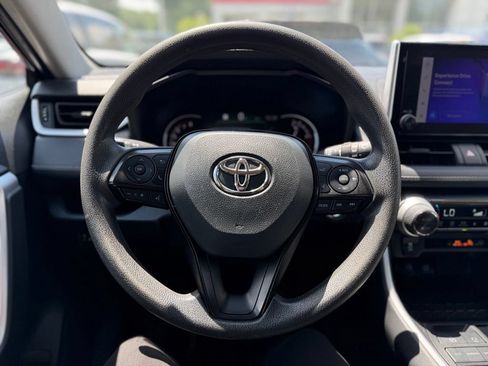 Used 2024 Toyota RAV4 XLE FWD image 8