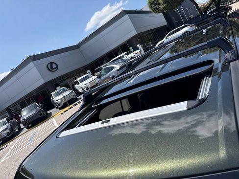 Used 2024 Lexus GX 550 w/ Accessory Package (Z1) AWD/4WD image 10