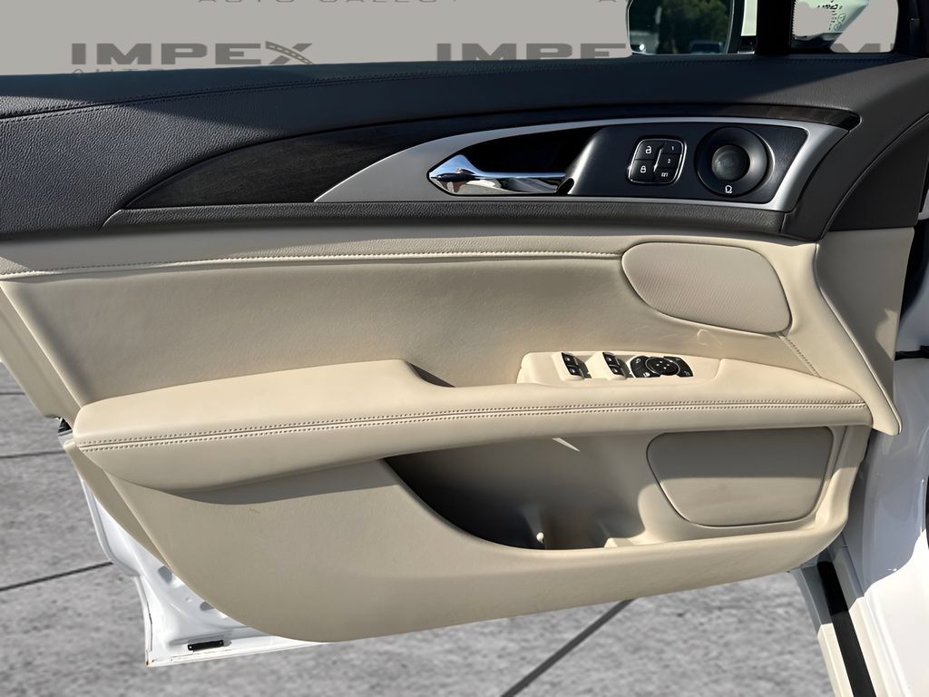 Used 2019 Lincoln MKZ Reserve AWD/4WD image 26