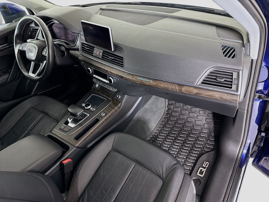Used 2018 Audi Q5 Prestige w/ Prestige Package AWD/4WD image 17
