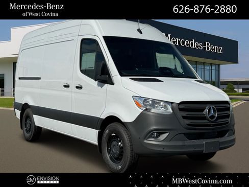 New 2025 Mercedes-Benz Sprinter 2500 image 1
