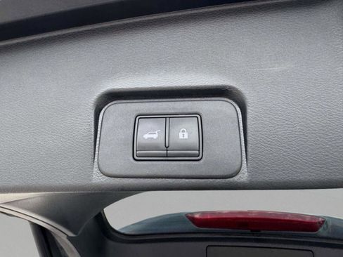 Used 2021 Nissan Rogue SL w/ Premium Package FWD image 16