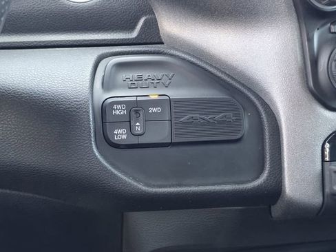 Used 2024 RAM 3500 Tradesman w/ Chrome Appearance Group image 21