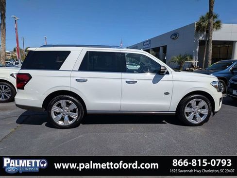 Used 2022 Ford Expedition King Ranch AWD/4WD image 3