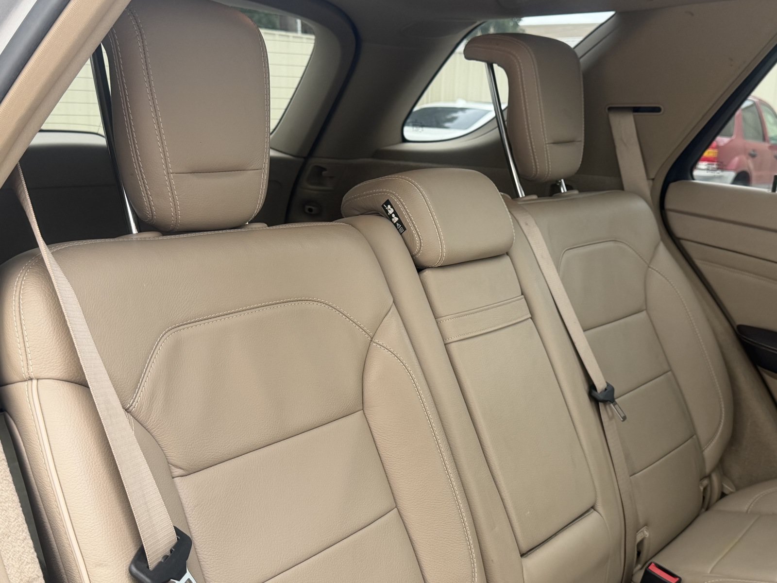 Used 2012 Mercedes-Benz ML 350 BlueTEC 4MATIC image 34