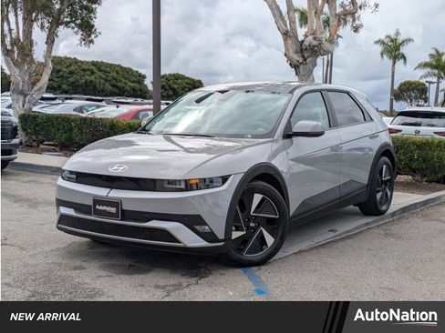 New 2026 Hyundai Ioniq 5 SEL RWD image 1