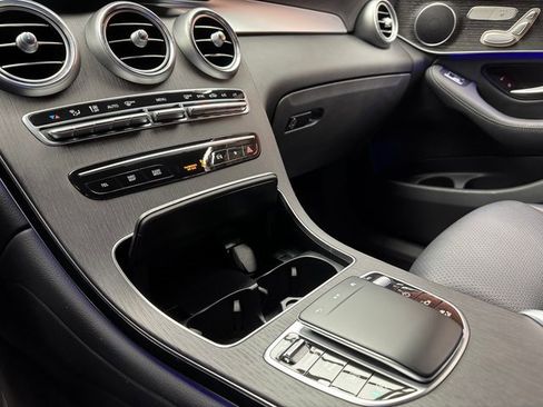 Certified 2022 Mercedes-Benz GLC 300 4MATIC image 19