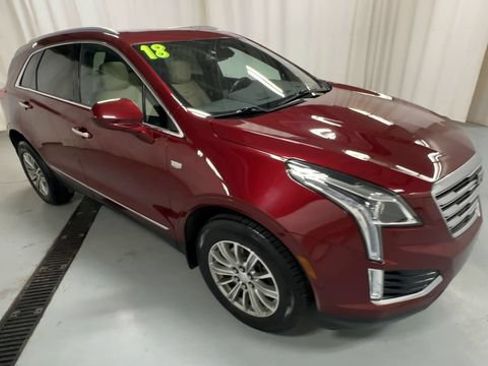 Used 2018 Cadillac XT5 Luxury w/ Driver Awareness Package AWD/4WD image 2