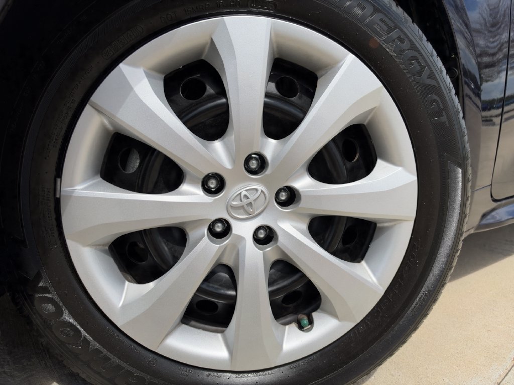 Used 2026 Toyota Corolla LE FWD image 10