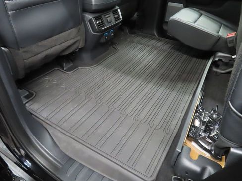 Used 2023 Ford F150 Lariat w/ Equipment Group 502A High AWD/4WD image 50