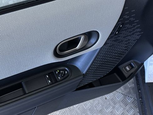 New 2026 MINI Cooper 2-Door Hardtop FWD image 15