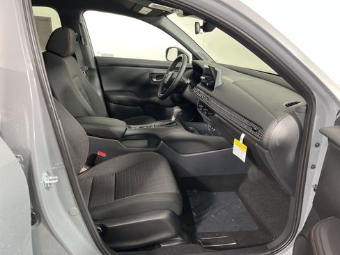 New 2026 Honda HR-V Sport image 8