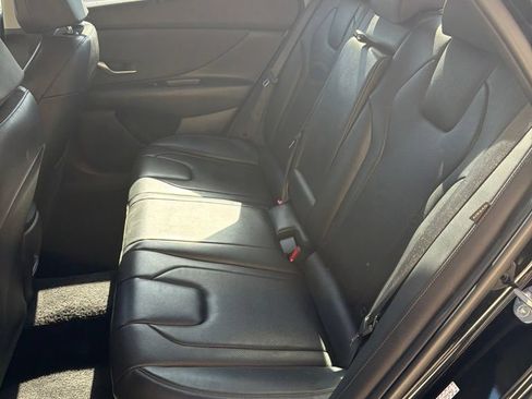 Used 2024 Hyundai Elantra Limited FWD image 5