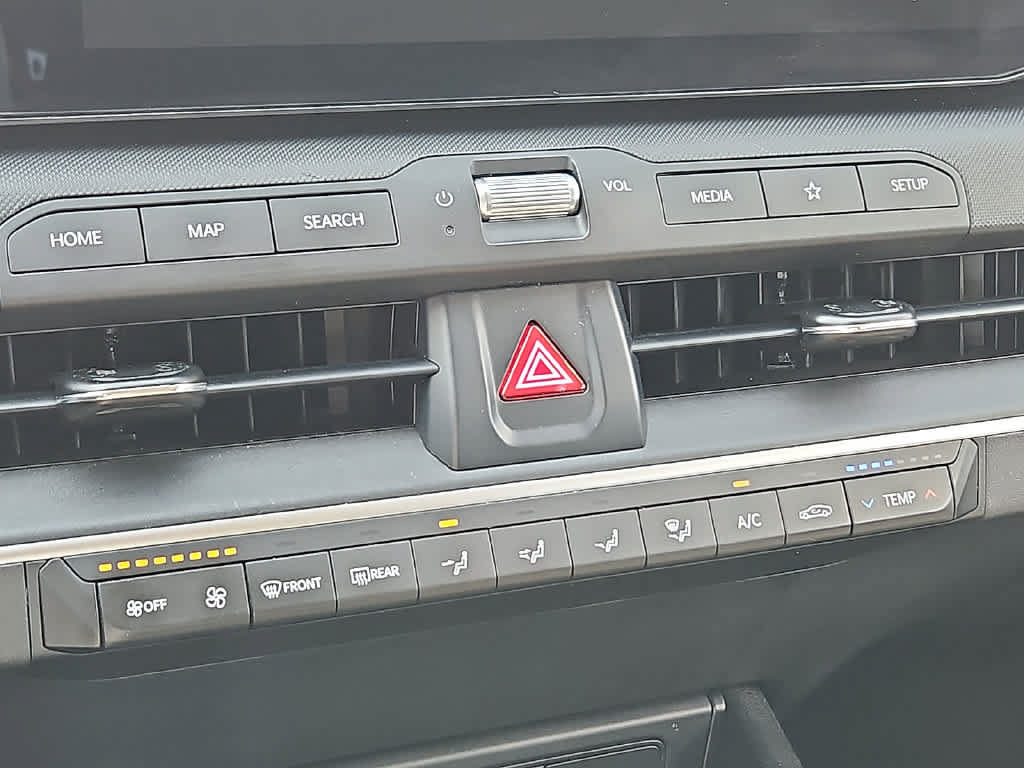Used 2025 Kia K4 FWD image 14