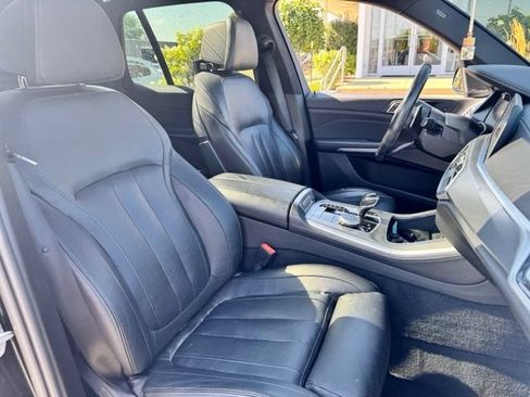 Used 2021 BMW X5 xDrive40i w/ M Sport Package AWD/4WD image 5