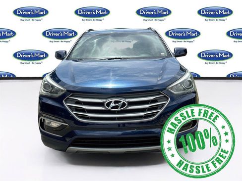 Used 2017 Hyundai Santa Fe Sport FWD image 2