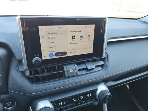 Used 2023 Toyota RAV4 XLE image 23