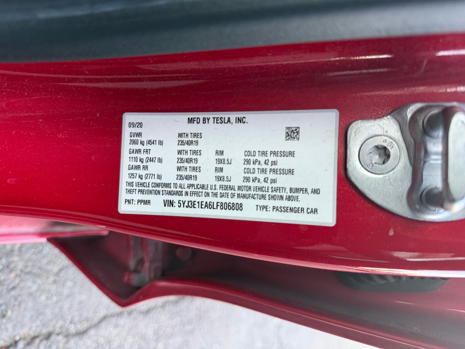 Used 2020 Tesla Model 3 Standard Range RWD image 35