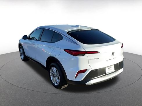 Used 2025 Buick Envista Preferred image 11