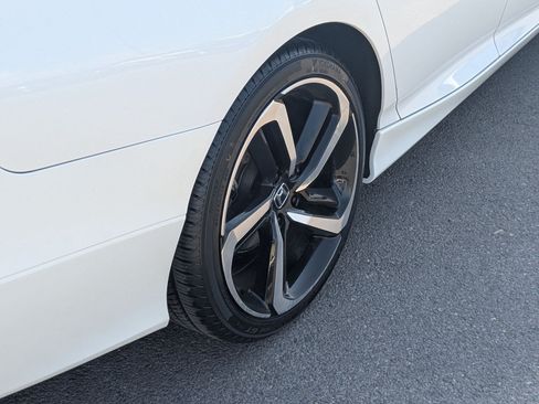 Used 2022 Honda Accord Sport image 13