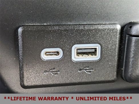 Used 2020 GMC Sierra 1500 AT4 w/ AT4 Premium Package image 26