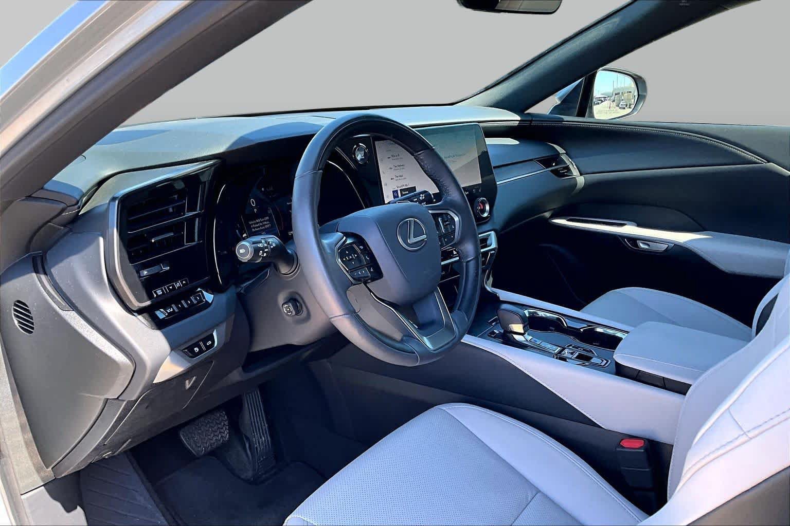 Used 2025 Lexus RX 350 Premium FWD image 45