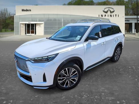 Certified 2026 INFINITI QX60 Luxe w/ Family Package AWD/4WD image 1