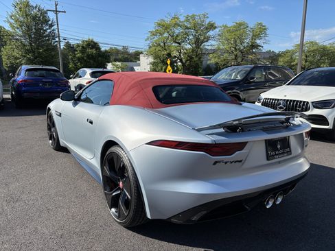 Used 2021 Jaguar F-TYPE R-Dynamic image 10