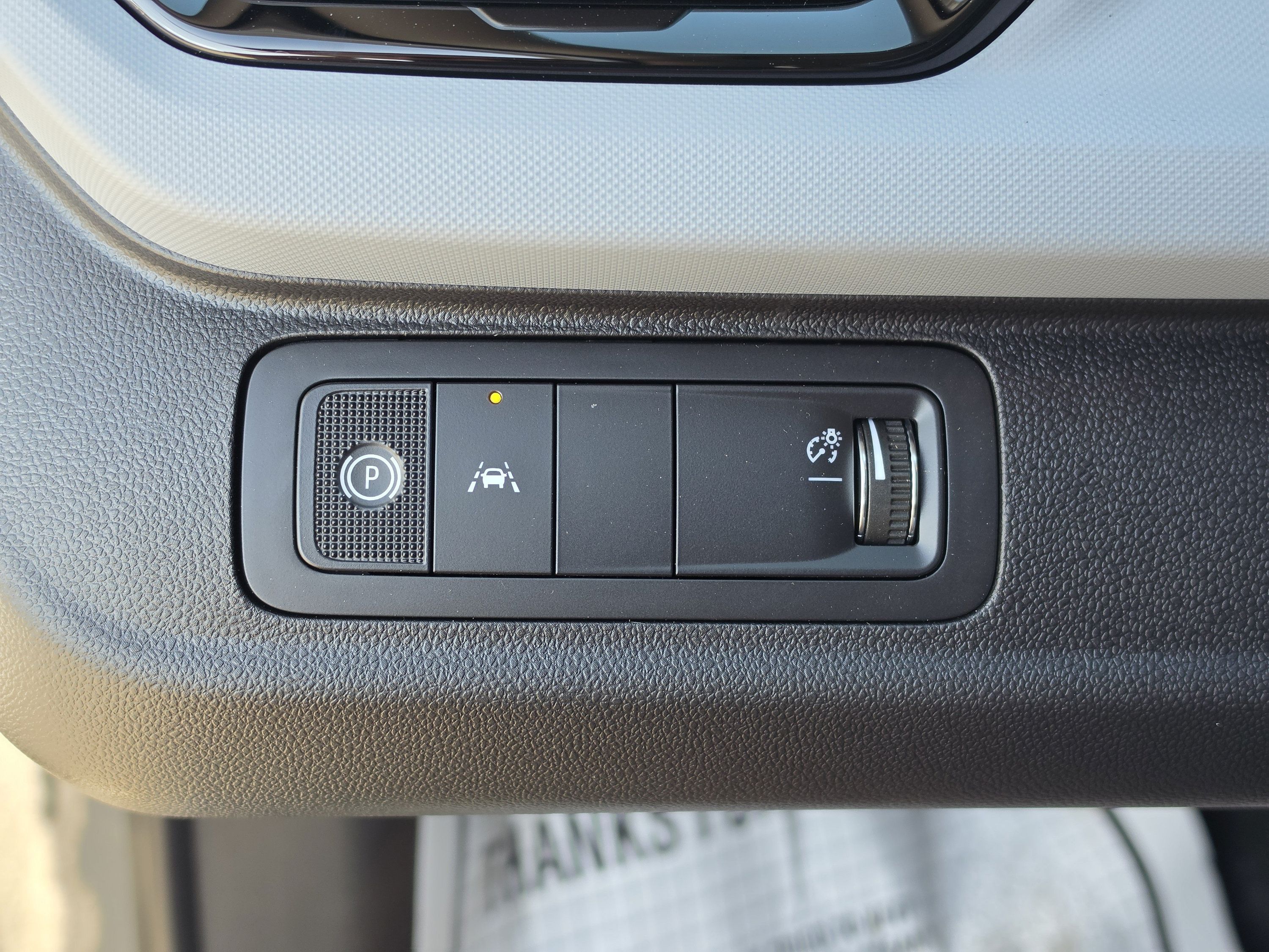 New 2027 Chevrolet Bolt LT FWD image 29