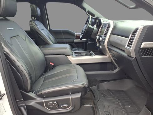 Used 2017 Ford F450 Platinum w/ Platinum Ultimate Package AWD/4WD image 13