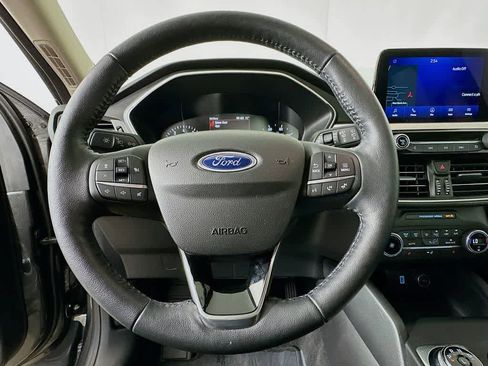 Certified 2020 Ford Escape SEL image 16