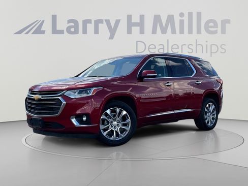 Used 2018 Chevrolet Traverse Premier AWD/4WD image 2