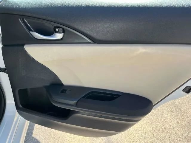 Used 2019 Honda Civic EX image 21