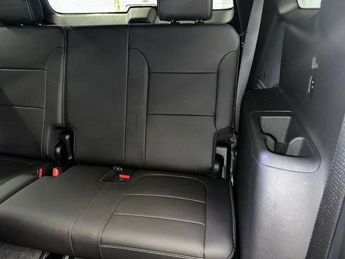 Certified 2023 Chevrolet Traverse LT w/ LT Premium Package image 25