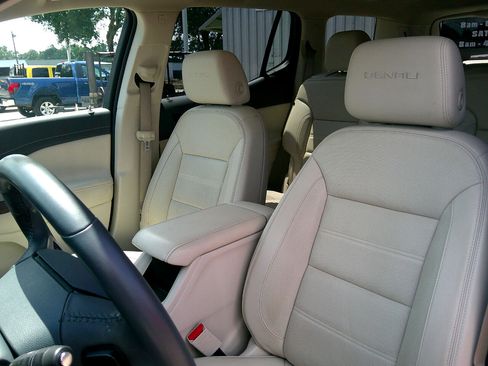 Used 2020 GMC Acadia Denali image 31