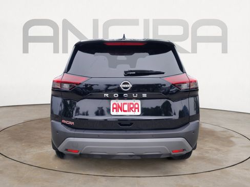Used 2023 Nissan Rogue S FWD image 13