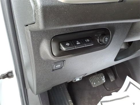 Used 2022 GMC Terrain Denali w/ Denali Premium Package image 19