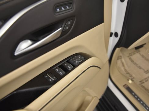 Used 2023 Cadillac Escalade Premium Luxury w/ Performance Package image 10