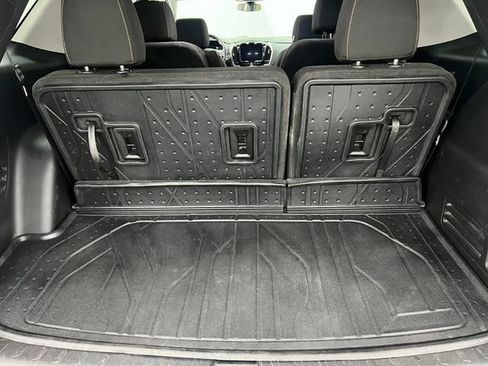 Used 2020 Chevrolet Traverse LT w/ LPO, Floor Liner Package image 28