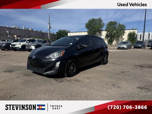 Used 2015 Toyota Prius C Three FWD image 1