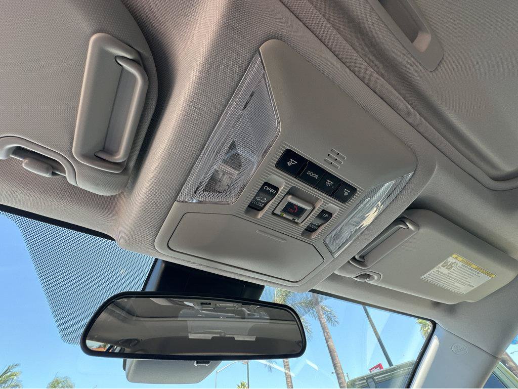 Used 2021 Toyota RAV4 XLE w/ Convenience Package FWD image 25