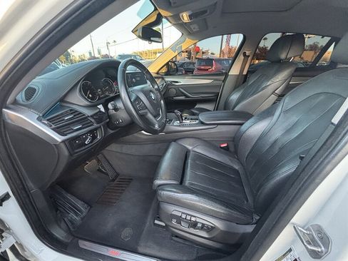 Used 2016 BMW X6 xDrive50i w/ Executive Package AWD/4WD image 12