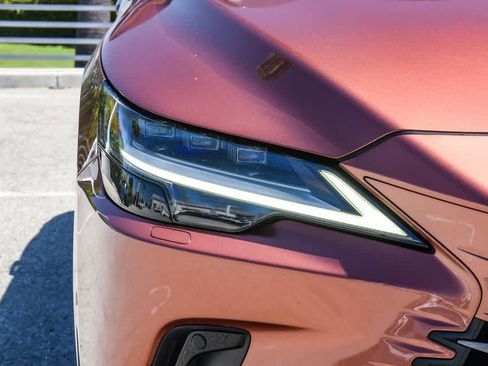 Used 2023 Lexus RX 350 AWD/4WD image 4