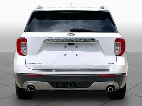 Used 2020 Ford Explorer Limited w/ Class III Trailer Tow Package AWD/4WD image 5
