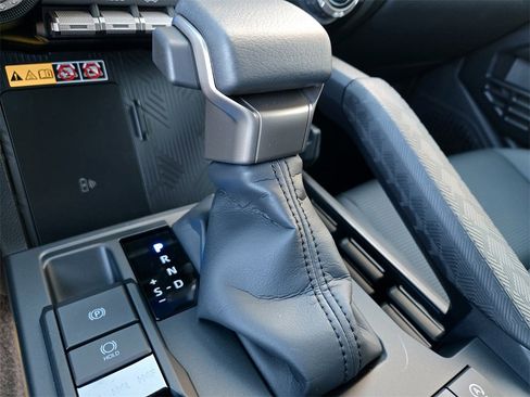 Certified 2025 Toyota 4Runner Limited image 22