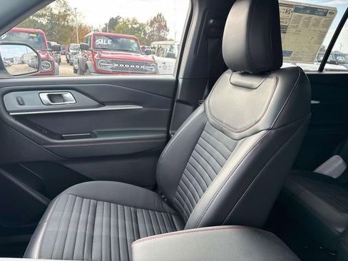 New 2026 Ford Explorer ST-Line image 18