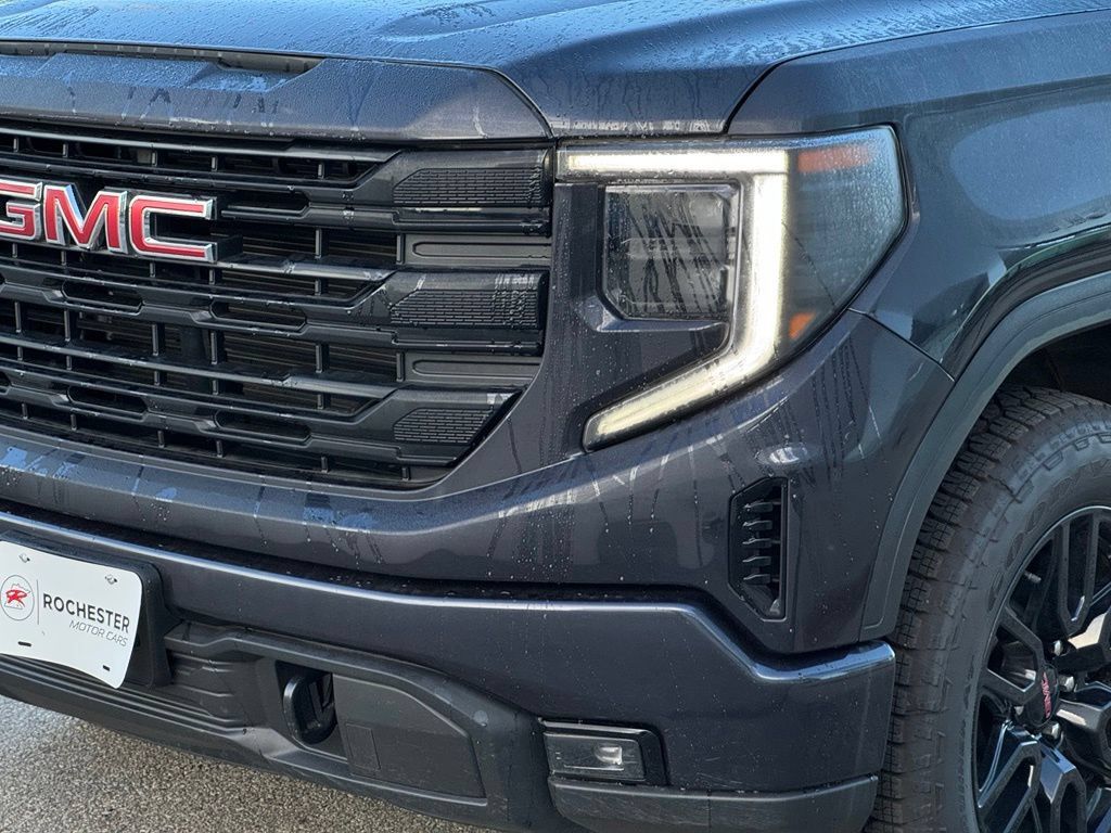 Used 2024 GMC Sierra 1500 Elevation w/ Preferred Package AWD/4WD image 43