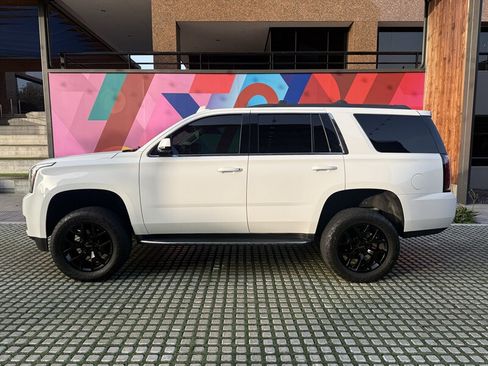 Used 2017 GMC Yukon SLE w/ Convenience Package image 2